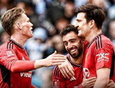 IM体育社区互动入口-曼联逆转战胜对手，球队士气飙升