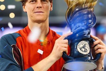 IM体育注册链接-年终总决赛力克蒙特卡洛大师赛，辛纳高光表现的简单介绍