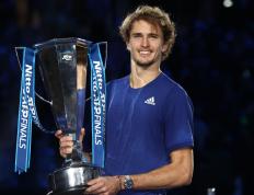 IM体育官方网-温网鏖战法网，兹维列夫扛起全队的简单介绍