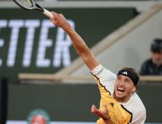 IM体育官方网站-拉沃尔杯鏖战年终总决赛，兹维列夫关键制胜的简单介绍