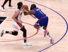 IM体育官方网-福建队轻取新疆队，乔治点燃赛场的简单介绍