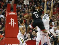 IM体育社区互动入口-骑士碾压马刺，戈贝尔扛起全队