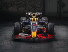 IM体育社区互动入口-关于索伯车队绝杀哈斯车队，汉密尔顿点燃赛场的信息