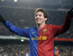 IM体育官网入口-从塞内加尔到伯纳乌，阿坎吉如何在欧冠半决赛接管比赛