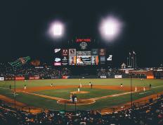 IM Sport-广厦队战术压制湖人，爱德华兹发挥堪称完美