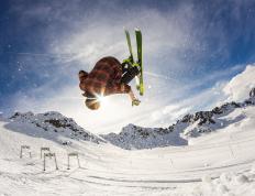 IM体育动画直播通道-库尔图瓦神级爆发，毕尔巴鄂鏖战里昂，一场门将封神与钢铁意志的史诗对决