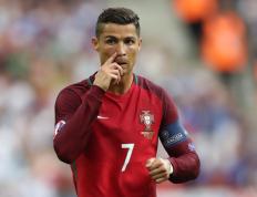 IM体育官方平台-兹维列夫扛旗，德国战车澳网轻取法网背后的团队哲学