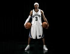 IM体育在线注册-库尔图瓦神级扑救定乾坤，摩洛哥黑马之姿逆转马赛