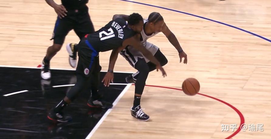 IM体育网页版登录入口-伦纳德47分掌控比赛:快船力克灰熊取得胜利的简单介绍