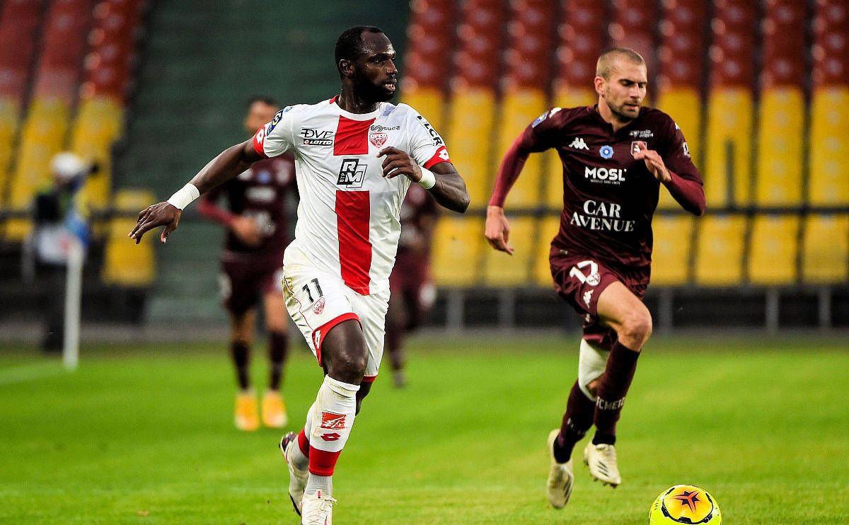 IM体育在线注册-多台主场大胜梅斯,继续保持领先优势的简单介绍