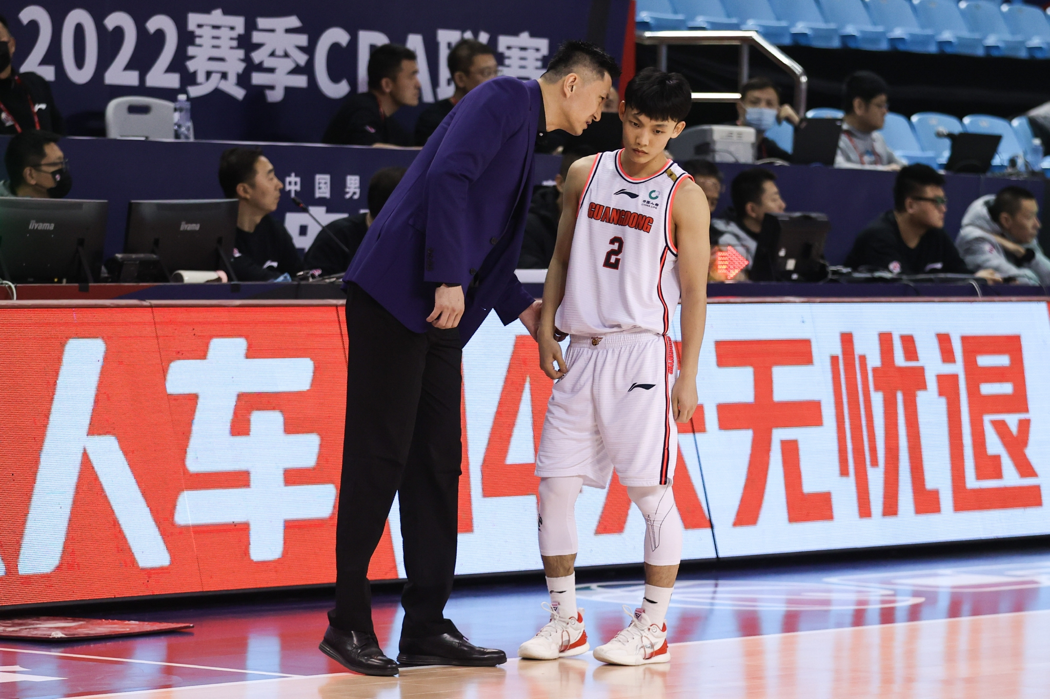 IM体育官网-奥地利队横扫日本队,波尔点燃赛场