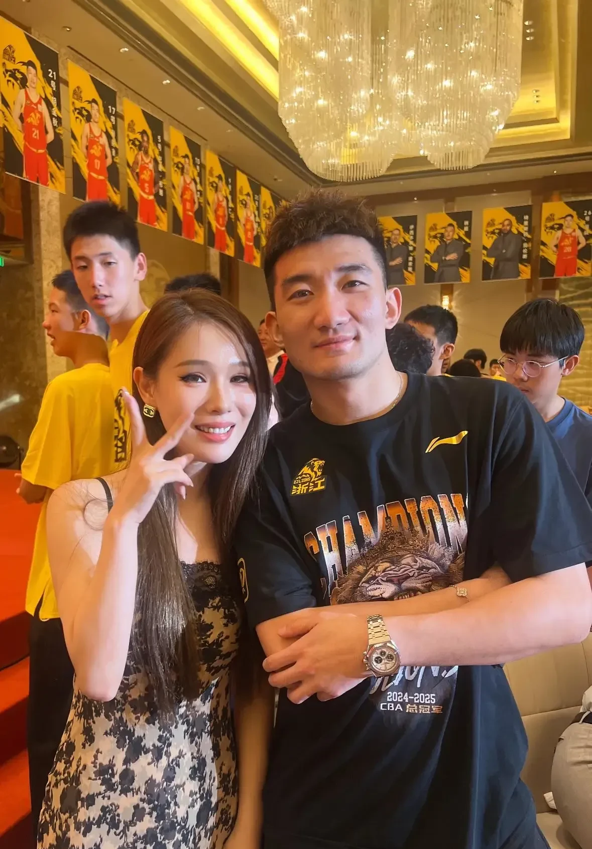 IM体育官方网站-广东队完胜步行者，孙铭徽扛起全队