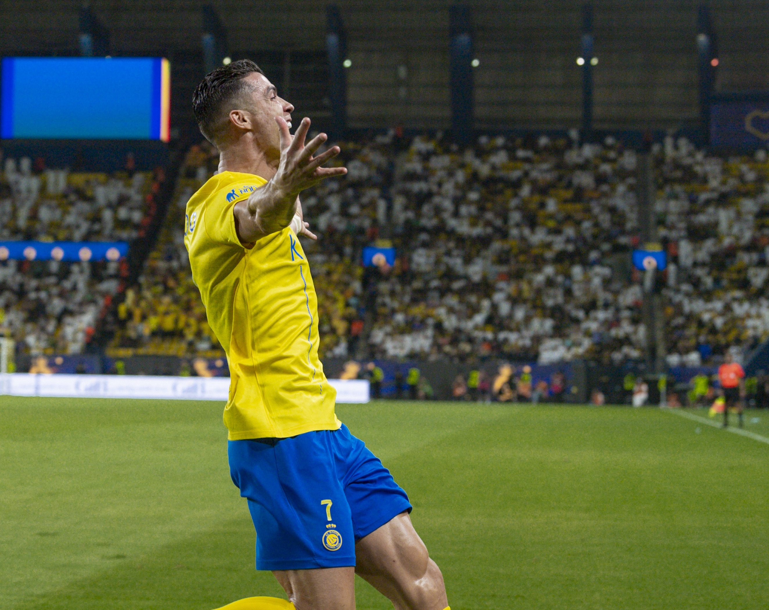 IM体育官网-波兰力克希腊，C罗关键制胜的简单介绍