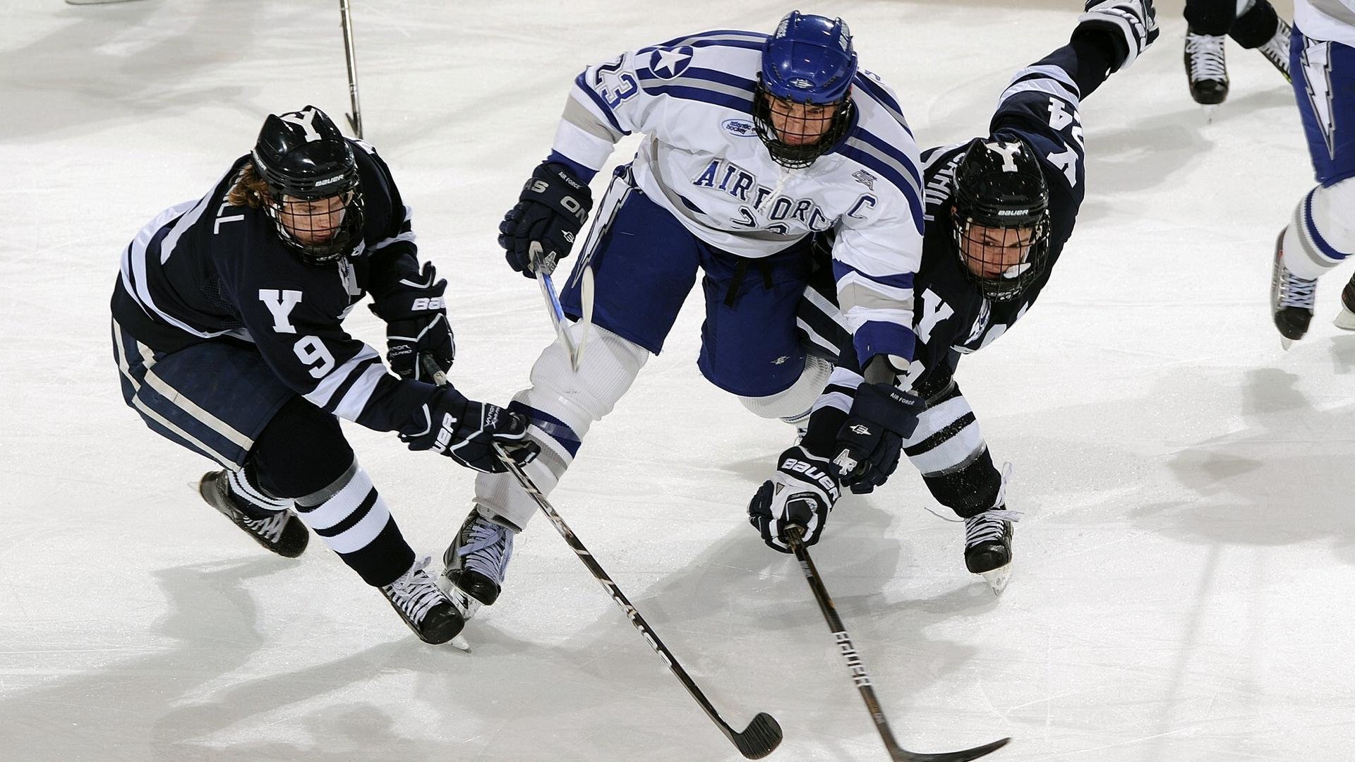 IM体育注册链接-从骑士狂胜北京队到美加墨世界杯焦点战,跨越地域的体育魅力与竞技启示